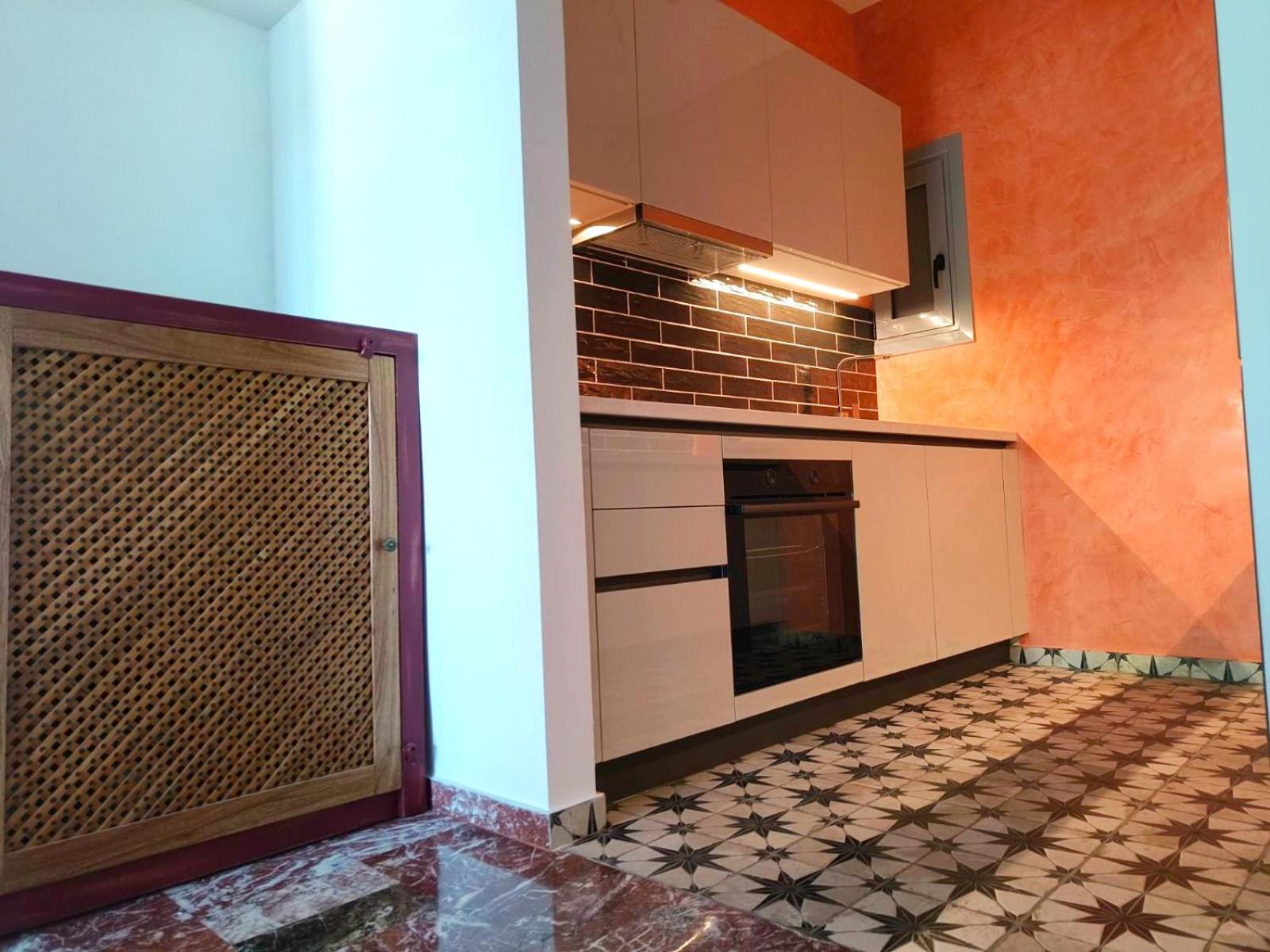 شقة Stylish Artistic Flat With View, Three Min To Metro أثينا المظهر الخارجي الصورة